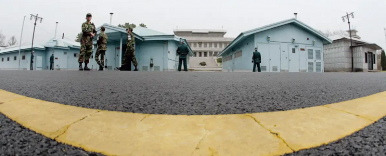 Юан Данг Му ЧуиОфициално Корейският полуостров е във военно положение