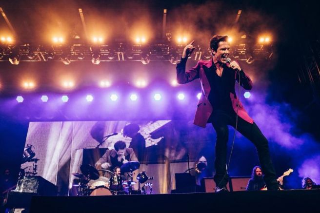 Американска група The Killers се извиниха, че изведоха руски фен