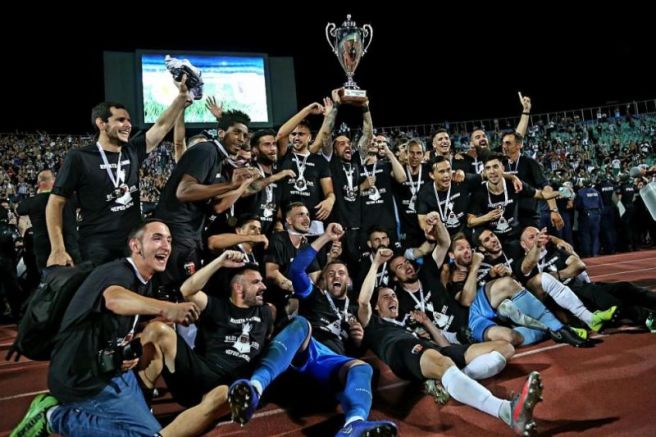 "Локомотив" (Пловдив) празнуват спечелването на Купата на България