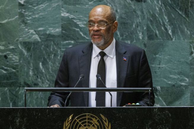 Премиерът на Хаити Ариел Анрисе съгласи вчера даподаде оставка предаде