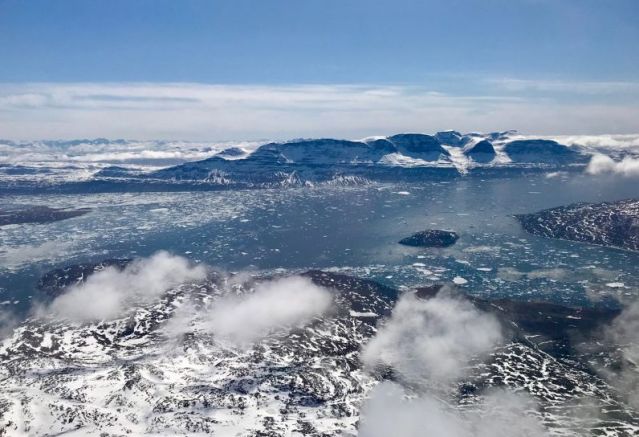 Китай заяви че кораби на неговата брегова охрана за първи