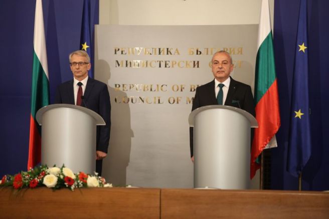 Няма нищо по нормално от това българският парламент да избере ново
