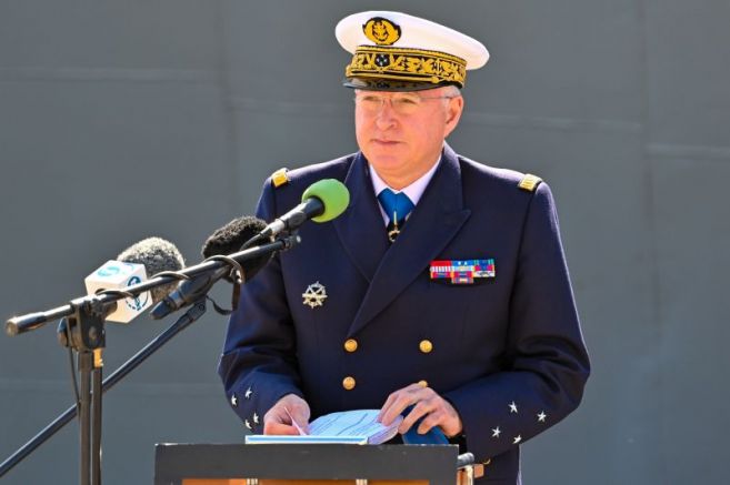 Вицеадмирал Дидие Малетер, снимка: EPA/BGNES
