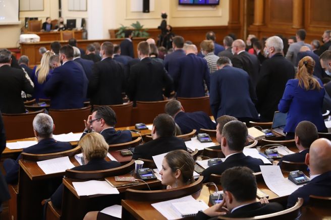 Народните представители приеха декларация, с която осъдиха агресията Владимир Путин