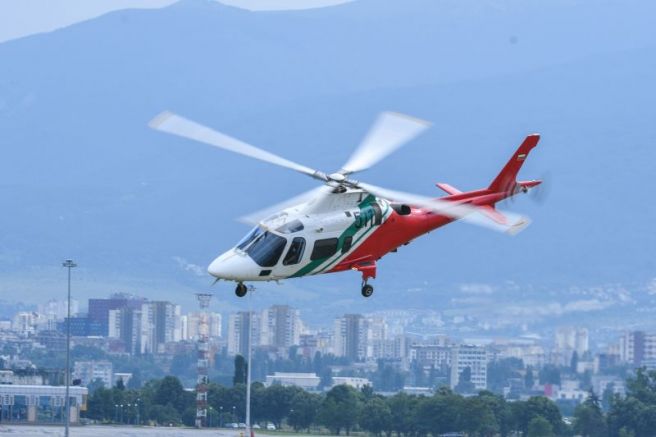 След проведена обществена поръчка са закупени хеликоптери AGUSTA А109E Power