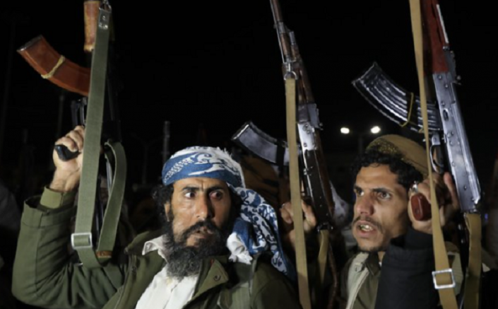 Йеменските бунтовници хути обявиха че са атакували американския самолетоносач Дуайт