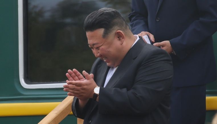 Севернокорейският лидер Ким Чен Ун напусна Русия след посещение което