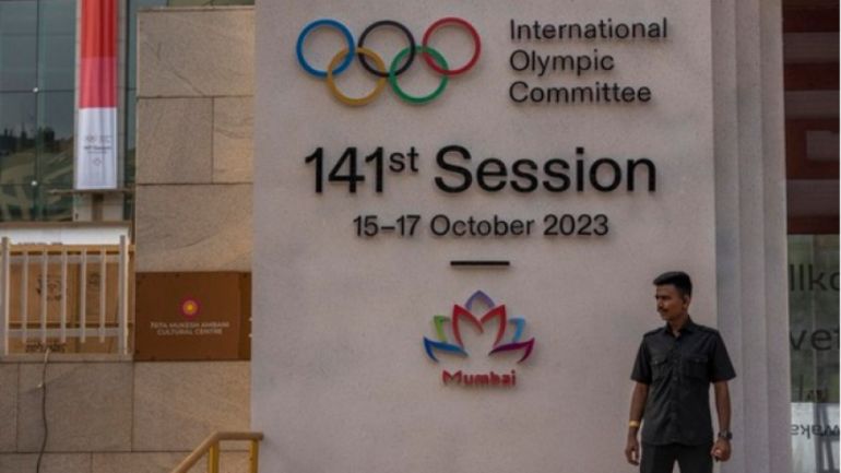 Международният олимпийски комитет МОК отстрани руския олимпийски комитет РОК за