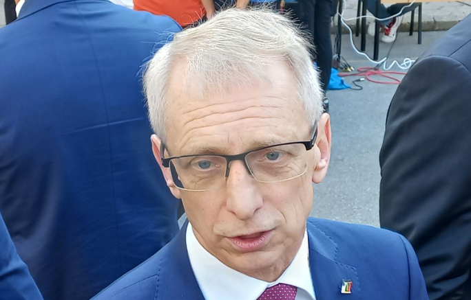 Премиерът Николай Денков отрече да е оказвал натиск върхувътрешния министър