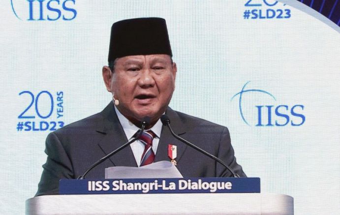 Министърът на отбраната на Индонезия Прабово Субианто предложи план за прекратяване
