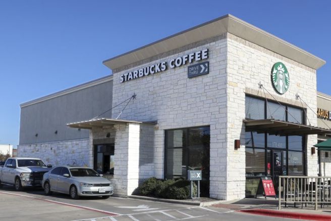 Starbucks отчете по-ниска печалба след спад на продажбите - гигантът