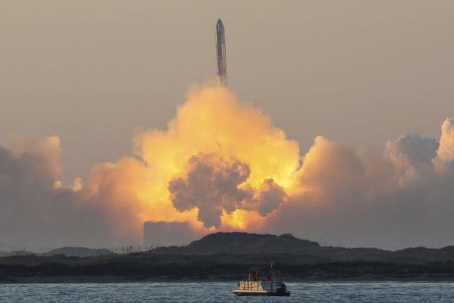 Корабът Starship на SpaceX започна четвъртия си тестов полет Ракетата