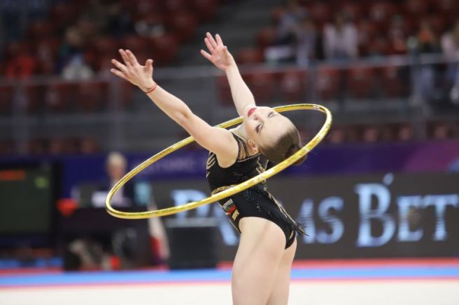 Стилияна Николова спечели златото в многобоя на световната купа по