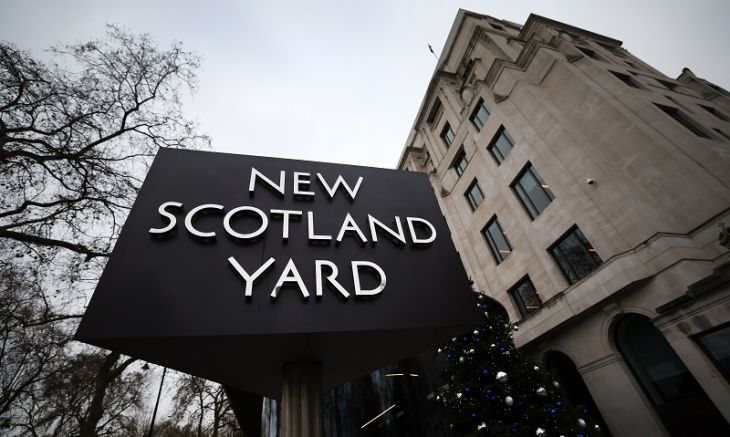 Полицията в Лондон застреля мъж който според съобщенията се опитвал
