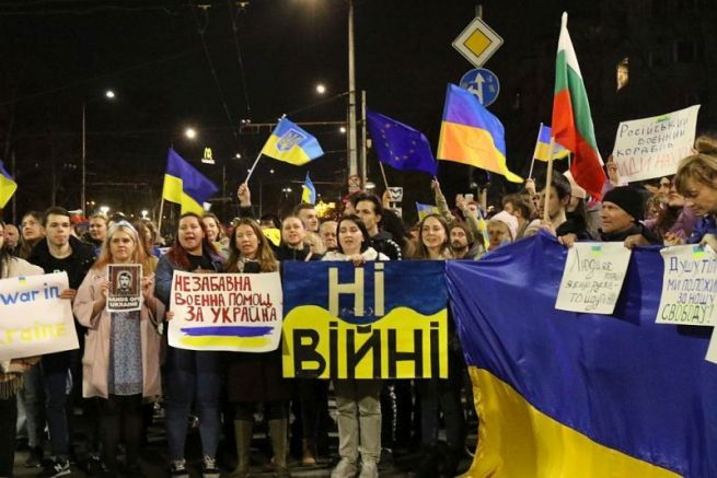 София се присъединява към световната инициатива за солидарност с Украйна,