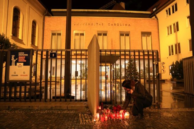 Чешката република обяви събота за ден на национален траур, след