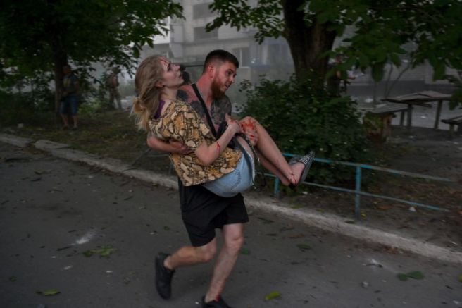 Загиналите при снощния руски ракетен удар срещу украинския Покровск вече