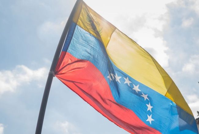 Лидерът на венецуелската опозиция Мария Корина Мачадо подкрепи малко известен