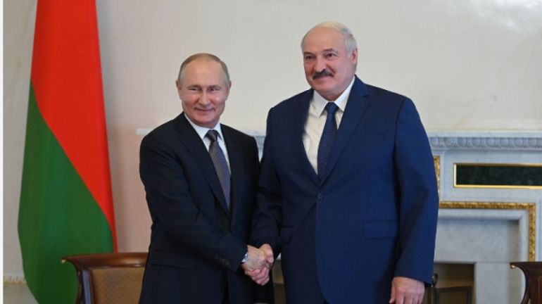 Гжегож Шимановски, Александър Лукашенко изведнъж се оказа човекът, който помогна