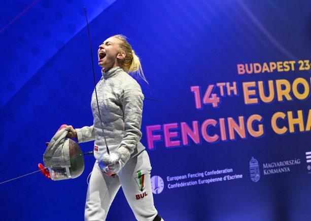Йоана Илиева спечели европейската титла на сабя за жени до