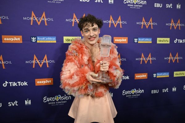 Швейцарецът Немо спечели песенният конкурс Евровизия Рапърът е първият изпълнител