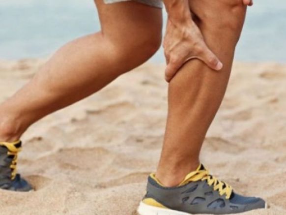 Крампите в краката при ходене могат да показват периферно артериално