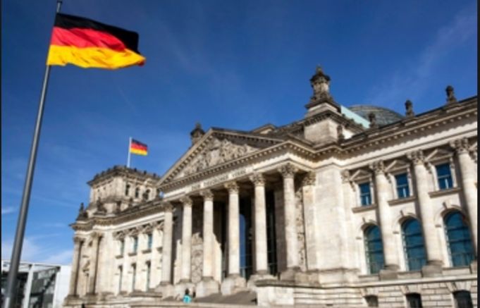Нов закон който улеснява придобиването на германско гражданство влиза в