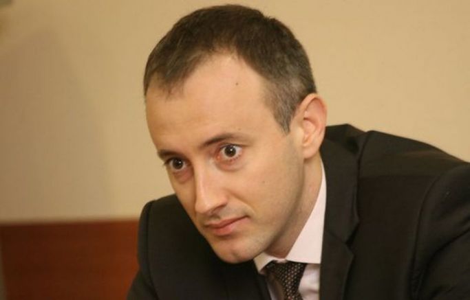 Образователният министър Красимир Вълчев