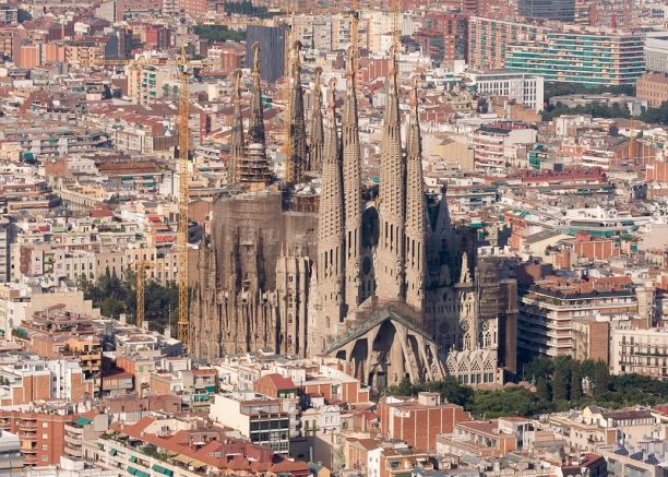 Барселона един от най посещаваните градове в Испания с цел