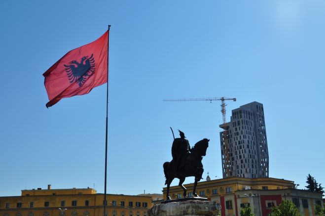 Сдружение на македонци в Албания призова албанското правителство да защити