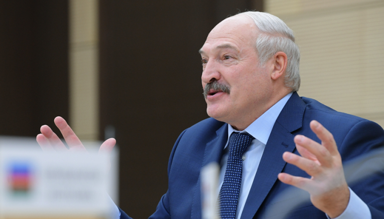 Беларуският лидер Александър Лукашенко се подигра с Полша заради присъствието