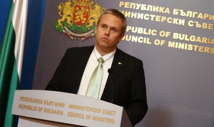 На министъра на електронното управление Александър Йоловски е назначена охрана