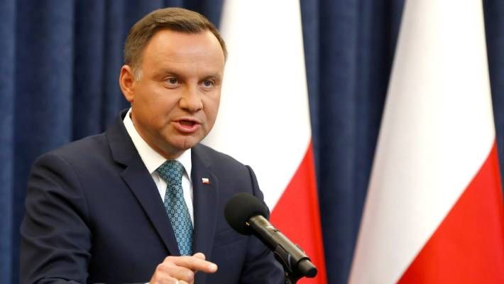 Полският президент Анджей Дуда призова да не се констатира прибързано