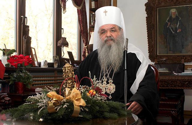 Архиепископ Стефан, глава на Македонската православна църква, си присвои българския