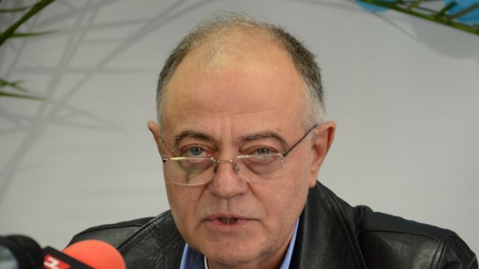Зам председателят на българския парламент и съпредседател на ДБ Атанас Атанасов