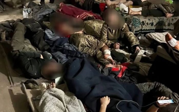 Семействата на евакуираните от Азовстал защитници на Мариупол не знаят