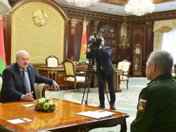 По време на днешната среща с руския министър на отбраната