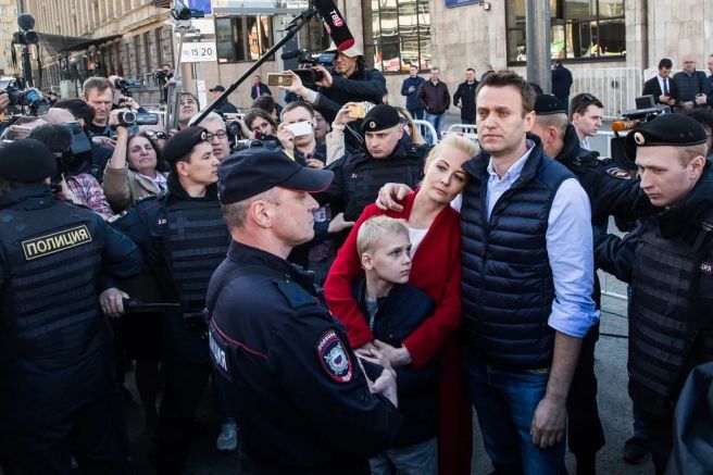 Алексей Навални със семейството си