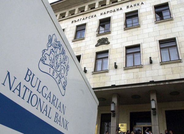 България покрива всички критерии остава само инфлацията за членство в