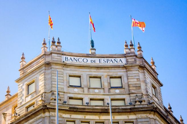 Испания ще наложи на енергийните компании и на банките временни