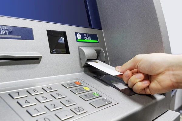 Някои банкомати не приемат 50-левова банкнота с емисия от 2006