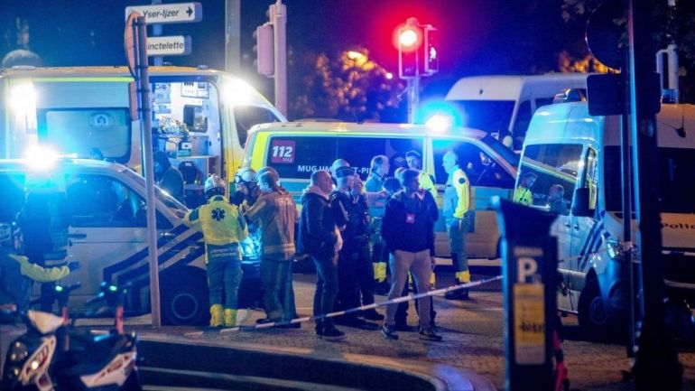Двама души са убити по време на стрелба в Брюксел