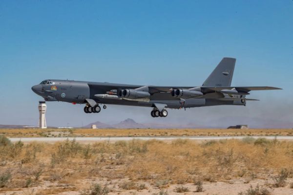Свръхзвуков стратегически бомбардировач на САЩ B-1B Lancer се разби при