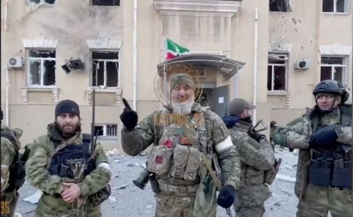 Ръководителят на Чечня Разман Кадиров публикува видеоклип с чеченски военни