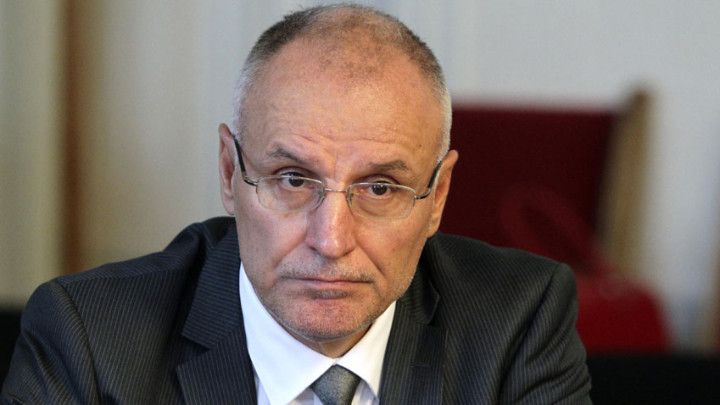 Управителят на БНБ Димитър Радев призова за ограничаване на бюджетния