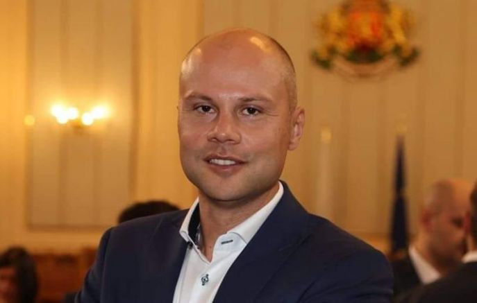 Бившият депутат от Продължаваме промяната“ Димитър Ташев напусна бургаската листа