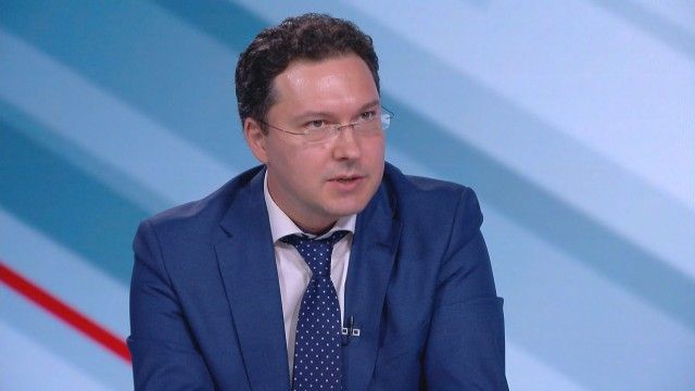 Кирил Петков започна премиерството си с лъжа и продължава заяви