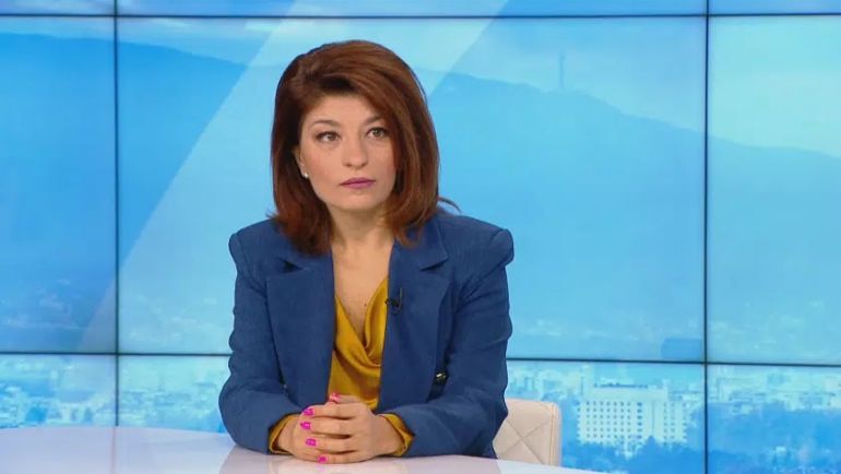 Председателката на парламентарната група на ГЕРБ СДС Десислава Атанасова съобюи