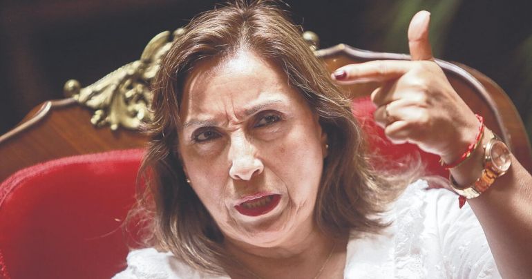 Шестима перуански министри подадоха оставка днес на фона на разследване