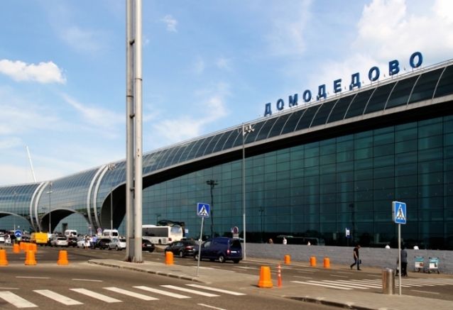 Осем полета са отменени на летищата в Москва Други 23
